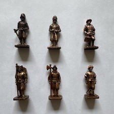 Lot figurines kinder d'occasion  Raismes