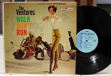 Rare Guitar LP - The Ventures - Walk Don't Run - AUTOGRAPHED - Dolton # BST 8003 comprar usado  Enviando para Brazil