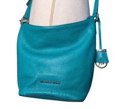 Usado, Bolsa carteiro Michael Kors Bedford média couro azul-petróleo aquático tiracolo comprar usado  Enviando para Brazil