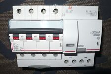 Legrand disjoncteur 408121 d'occasion  Barr