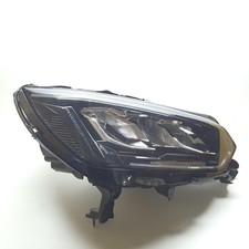 Faro anteriore destro usato  Italia