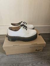 Chaussures plateau dr.martens d'occasion  Châtillon-le-Duc