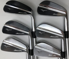 Mizuno pro 118 d'occasion  Expédié en France