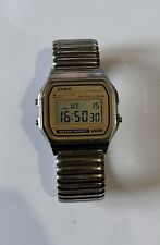 Montre vintage casio d'occasion  Château-Renard