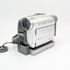 Caméscope sony handycam d'occasion  Clermont-Ferrand-