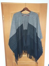 Umhang cape schwarz gebraucht kaufen  Rattelsdorf