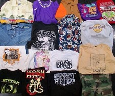 Lote de 17 Camisas/Pacotes de Roupas Vintage/MODERNO Atacado Disney, BANDS comprar usado  Enviando para Brazil