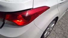 Lanterna traseira de passageiro sedã quarto de painel montado se encaixa 11-13 ELANTRA 303866, usado comprar usado  Enviando para Brazil