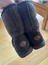 Emu australia women for sale  OSWESTRY
