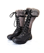 Ugg bottes fourrees d'occasion  Mennecy