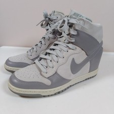 Tênis Nike Dunk Sky Hi Wedge Feminino Tamanho 7.5 Cinza EUA 528899-005 comprar usado  Enviando para Brazil