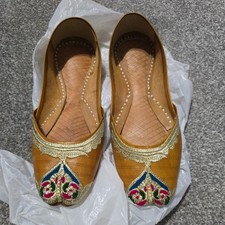 Indian punjabi jutti for sale Indian punjabi jutti for sale  HORNCHURCH