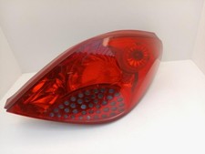 Feu arriere principal d'occasion Feu arriere principal d'occasion  Yffiniac