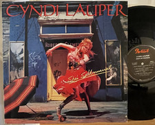 Cyndi Lauper She's So Unusual Vinyl LP Portrait FR 38930 Near Mint 1st Pressing comprar usado  Enviando para Brazil