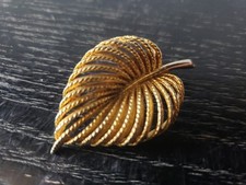 Broche année sphinx d'occasion  Cabourg