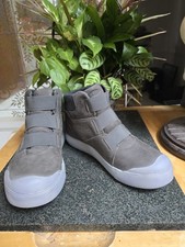 Keen women 7.5 for sale  Warren