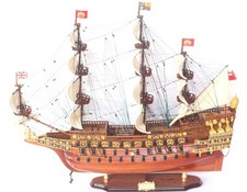 Belle maquette bois d'occasion  Tonnerre