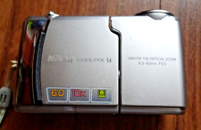 Rara Câmera Digital Nikon Coolpix S4 6MP 10x Zoom Giratório 38-380mm- Custo £250 comprar usado  Enviando para Brazil
