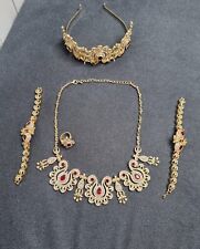 Parure royale ensemble d'occasion  Auxerre