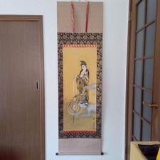 Pergaminho suspenso Jimo Kannon, decoração dourada e preta, usado, com caixa comprar usado  Enviando para Brazil