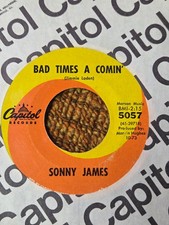 45 RPM  Sonny James CAPITOL 5057 Bad Times a Comin  ROCKER VG++ comprar usado 45 RPM  Sonny James CAPITOL 5057 Bad Times a Comin  ROCKER VG++ comprar usado  Enviando para Brazil