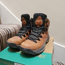 Vasque elias clay for sale Vasque elias clay for sale  ILFORD