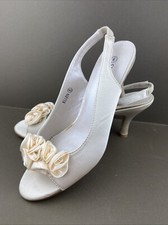 Sweetsuede women cream for sale  HULL