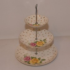 Vintage tier ceramic for sale Vintage tier ceramic for sale  LINCOLN