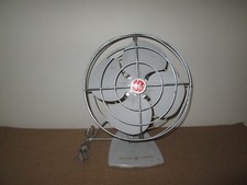 Usado, Ventilador de mesa oscilante vintage década de 1950 GENERAL ELECTRIC FUNCIONANDO! Logotipo vermelho industrial GE comprar usado  Enviando para Brazil