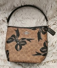 Nwot coach cy651 for sale  Drakesboro