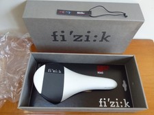 Fizik aliante 220g for sale  SPALDING
