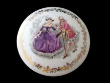 Boîte bonbonnière porcelaine d'occasion  La Bégude-de-Mazenc