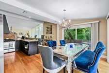 Gallerie dining collection for sale  Zion