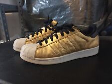 Sneakers scarpe uomo usato  Italia