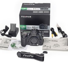 Fujifilm finepix pro usato Fujifilm finepix pro usato  Spedire a Italy