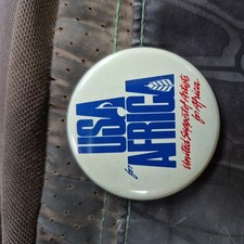 1985 EUA PARA ÁFRICA Botão de Pin com Logotipo RARO Suporte Unido de Artistas para África comprar usado  Enviando para Brazil