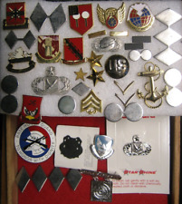 Lote de 37 artículos de colección de insignias y alfileres militares de Estados Unidos segunda mano  Embacar hacia Mexico