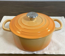 Creuset signature cocotte d'occasion  Expédié en Belgium