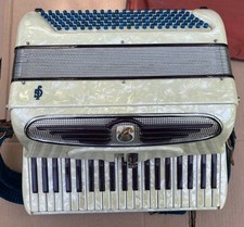 Acordeão de piano GIULIETTI com estojo modelo P 20 fabricado na Itália comprar usado  Enviando para Brazil