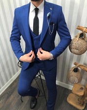 Abito uomo blu usato  Italia