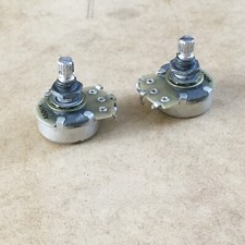 Usado, Dois potes vintage tamanho completo A500k guitarra Strat Tele P potes de fiação baixo relíquia NOS comprar usado  Enviando para Brazil