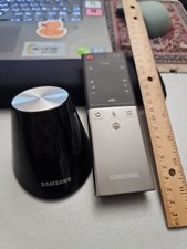 Samsung telecomando smart usato  Caltanissetta