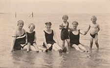 Foto frauen kinder gebraucht kaufen  Meschede