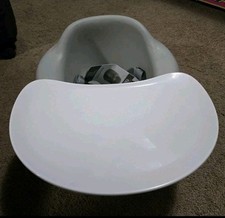 Assento de chão infantil Bumbo cadeira de bebê com arnês ajustável e bandeja cinza, usado comprar usado  Enviando para Brazil