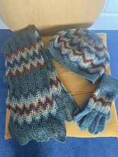 hand knitted wool scarf for sale hand knitted wool scarf for sale HOLMROOK
