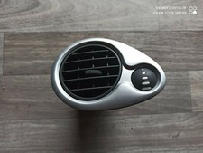 Aerateur gauche renault d'occasion  Plénée-Jugon