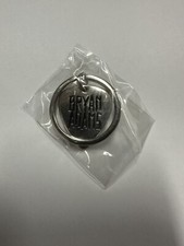 Chaveiro Bryan Adams coração Bryan Adams chaveiro Bryan Adams tour coração comprar usado Chaveiro Bryan Adams coração Bryan Adams chaveiro Bryan Adams tour coração comprar usado  Enviando para Brazil