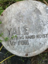 Ton yale chain for sale  Cambridge