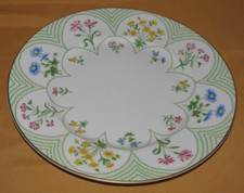 Assiette plate porcelaine d'occasion  Montmoreau-Saint-Cybard
