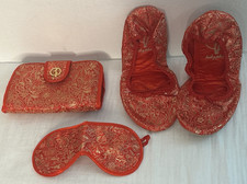 Baby Phat Chinelos Máscara para Olhos Conjunto de Viagem Tamanho Feminino 7 Tema Asiático Ouro Vermelho Ano Novo comprar usado  Enviando para Brazil